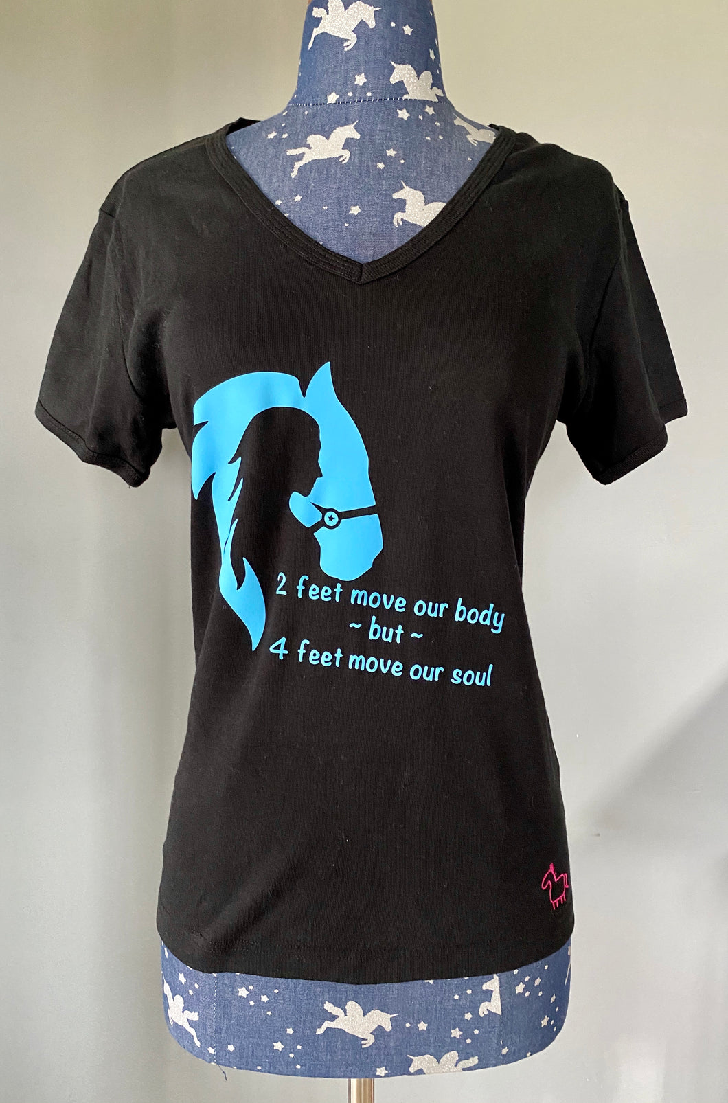 Horse tees